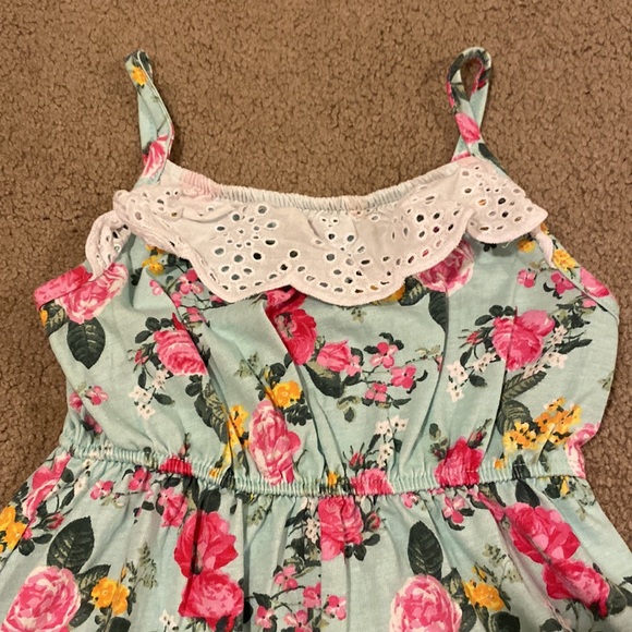 Vince Camuto dress - Picture 2 of 5